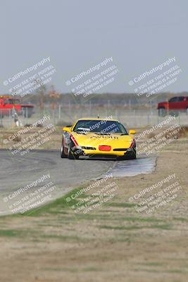 media/Oct-25-2025-CalClub SCCA (Sat) [[34c778dfbe]]/Group 3/Qualifying/
